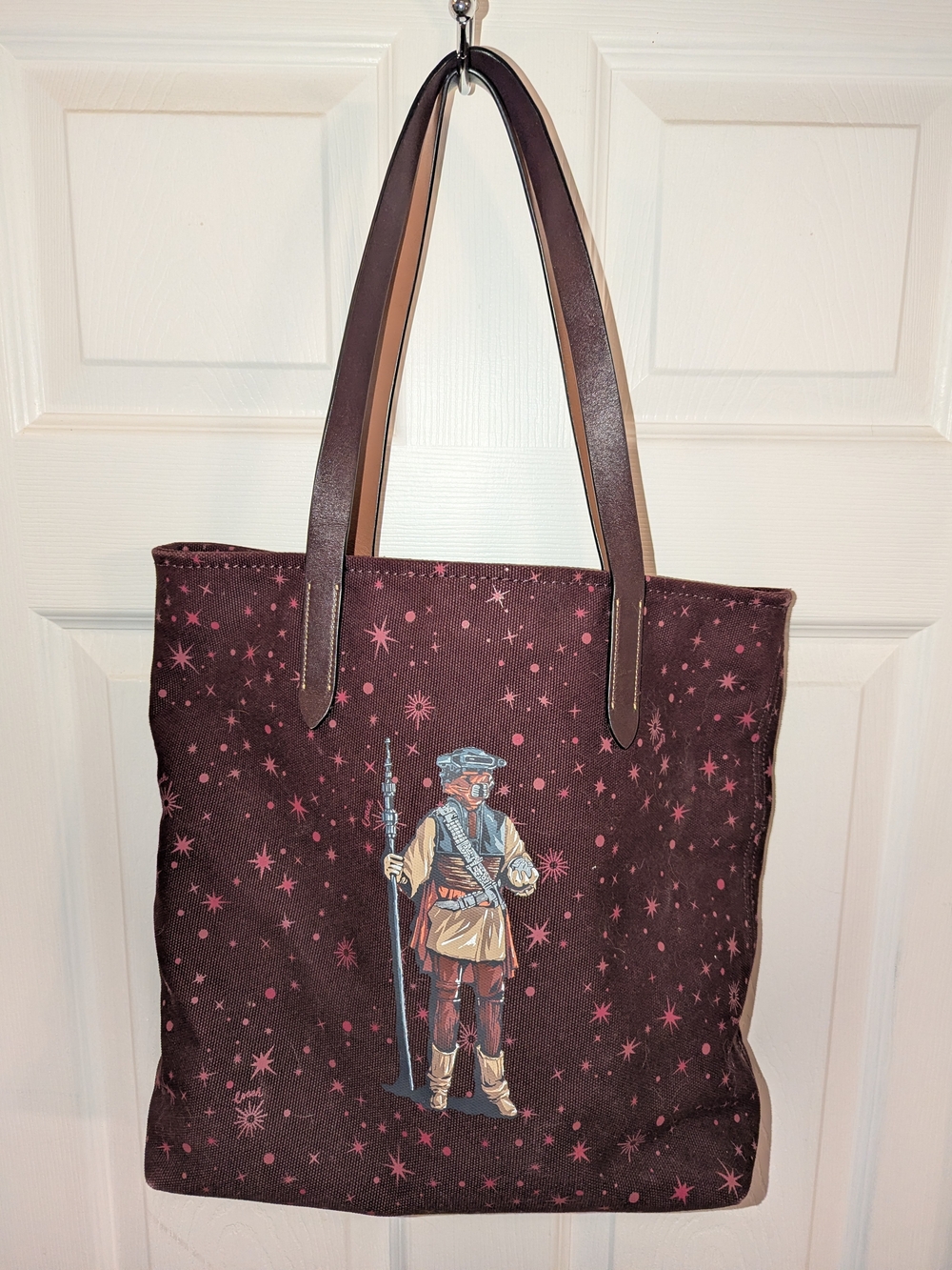 Brown Star-Print Canvas Tote with Illustrated Traveler